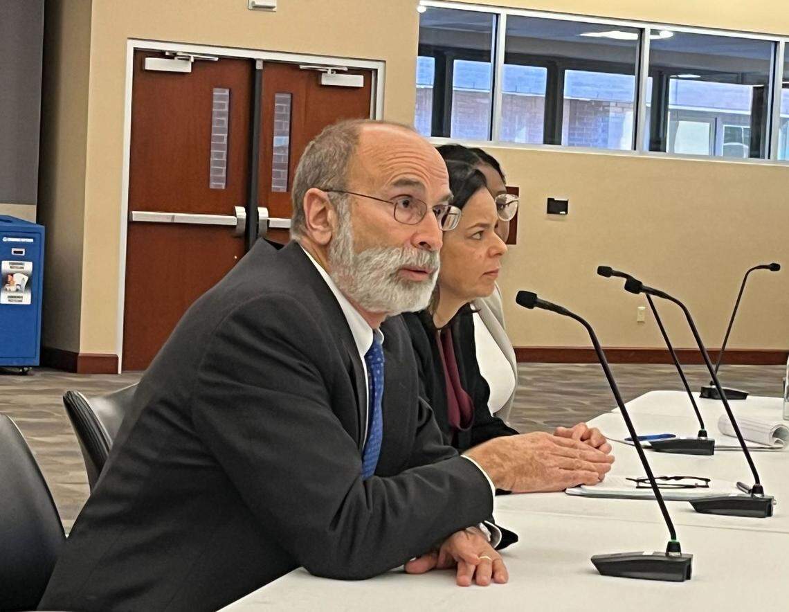 Michael Bromwich, an attorney with Washington, D.C. firm Steptoe and Johnson, explains his approach to law enforcement investigations to the Boise City Council on Tuesday.