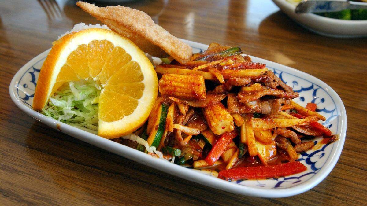 Pad Prik King Beef, a mix of spicy beef and vegetables, at Pad Thai House.