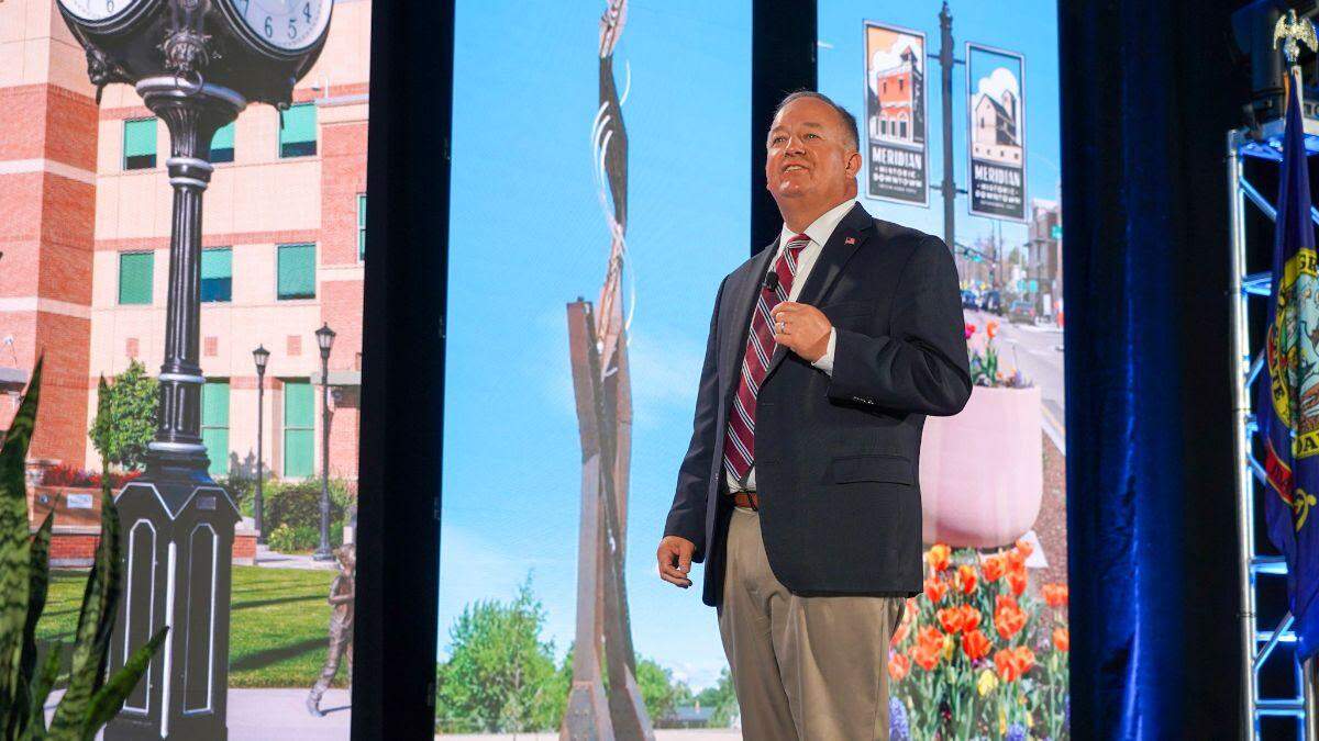 Mayor Robert Simison delivers his State of the City speech at the Galaxy Event Center on June 4, 2025.