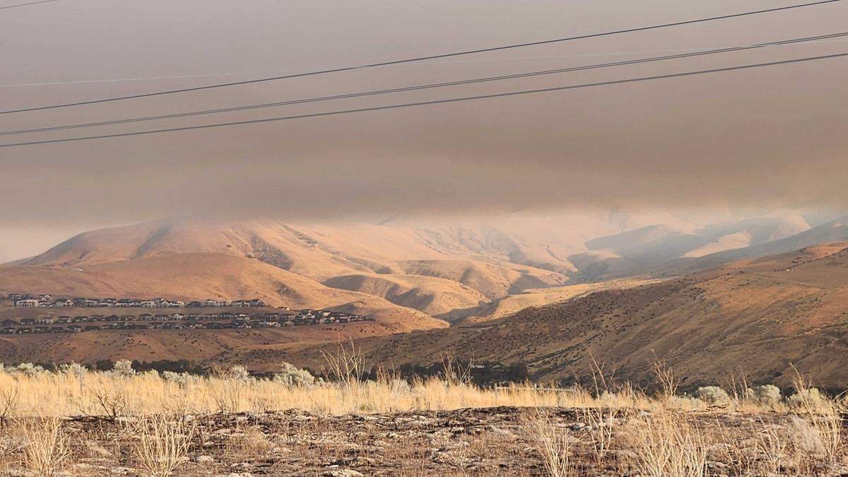 The Valley Fire burns in the Boise Foothills Friday morning.