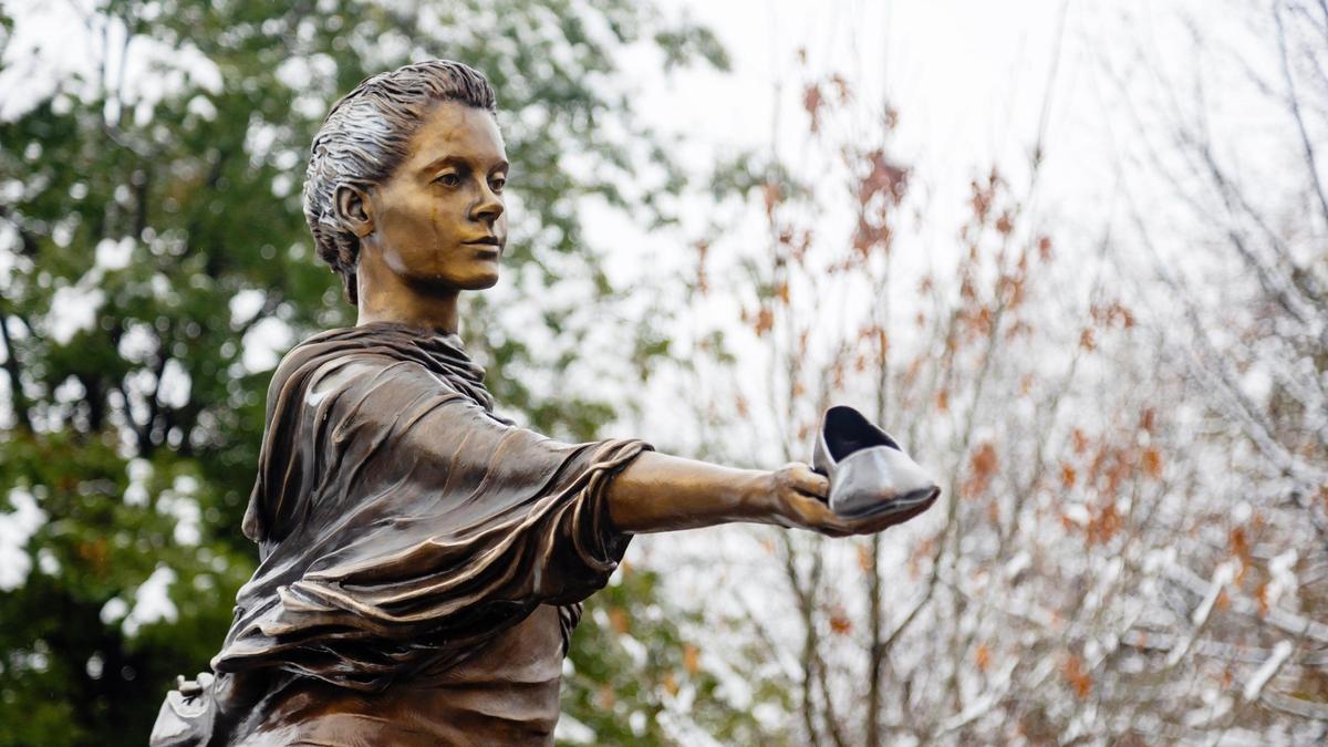 Artist Irene Deely submitted her design in 2019.