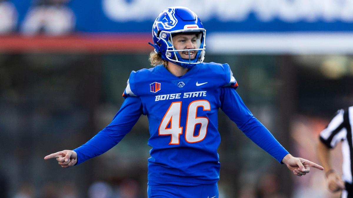Boise State punter James Ferguson-Reynolds reacts to a kick in a game two seasons ago. A member of the team’s leadership group until he decided to transfer a few months ago, Ferguson-Reynolds, a self-described atheist, defended coach Spencer Danielson against accusations of religious coercion.