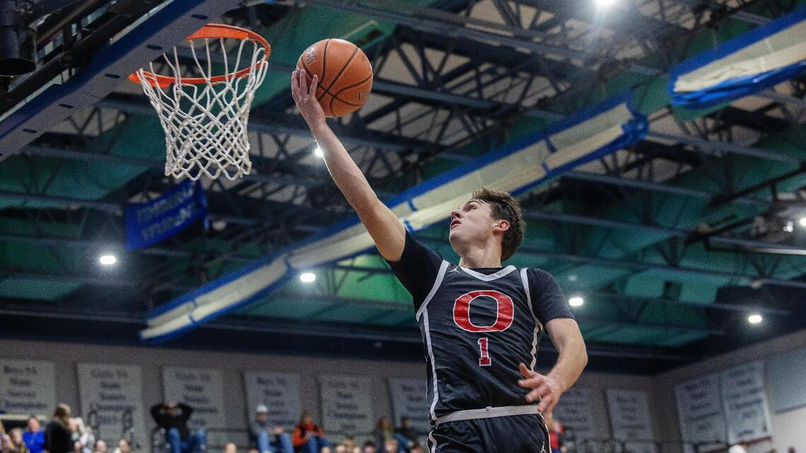 Owyhee’s star took the bench early. The Storm still crushed a top challenger by 32 points