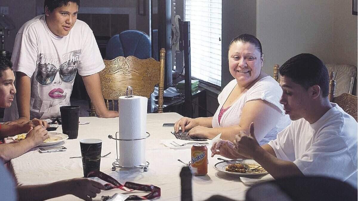 The Guevaras tease each other at dinner about their favorite NFL teams' performances. Shannon Guevara is now getting psychiatric care after a felony arrest and waiting to hear whether she’ll go back to jail or get fully into a court program.