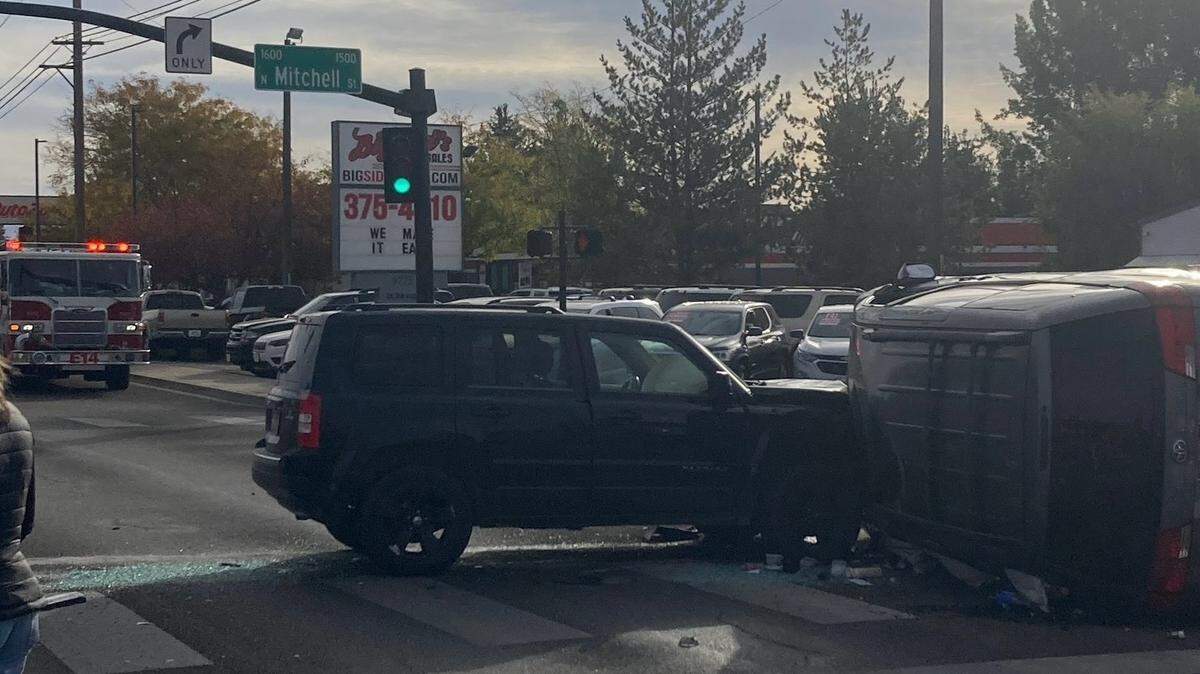 The Boise Police Department is investigating a multi-vehicle crash at the intersection of Fairview Avenue and Mitchell Street.