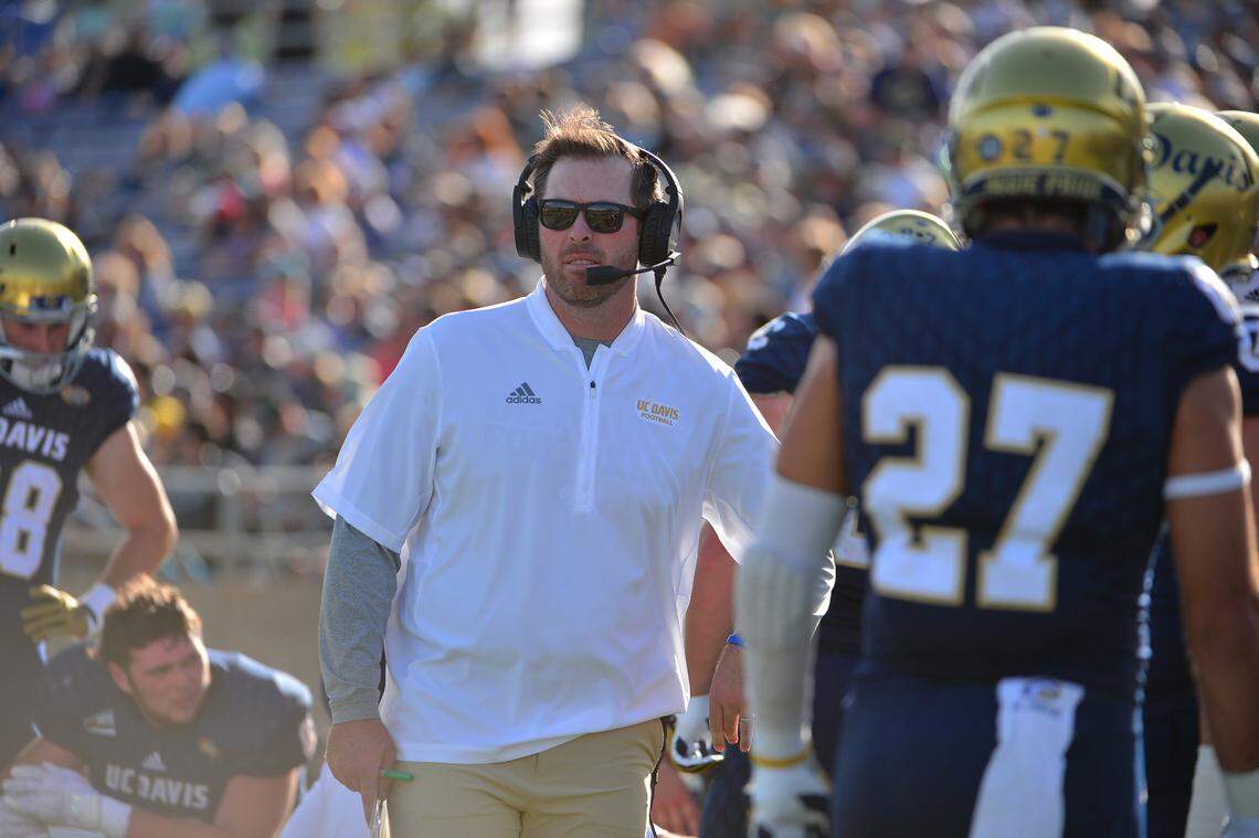 Tim Plough previously served as offensive coordinator at UC Davis, which led the Big Sky Conference with 384.3 passing yards per game in 2017 and 322.8 passing yards per game in 2018.