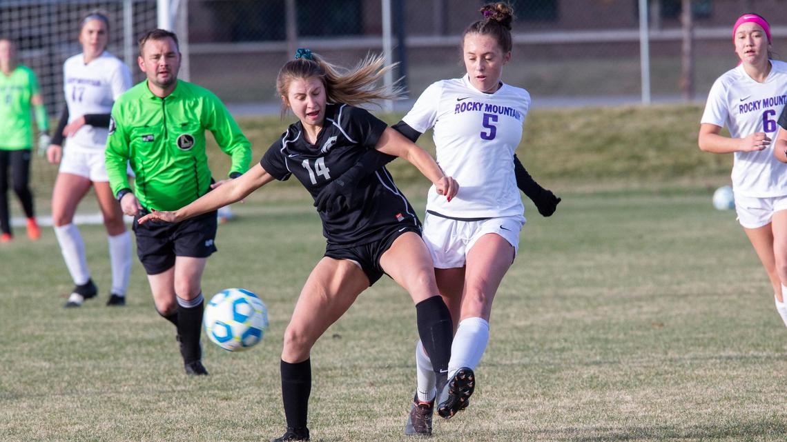 Rocky Mountain’s Kelsey Oyler, right, repeated as the Gatorade Idaho Girls Soccer Player of the Year on Tuesday. The award is given to the best player regardless of what classification they play in.