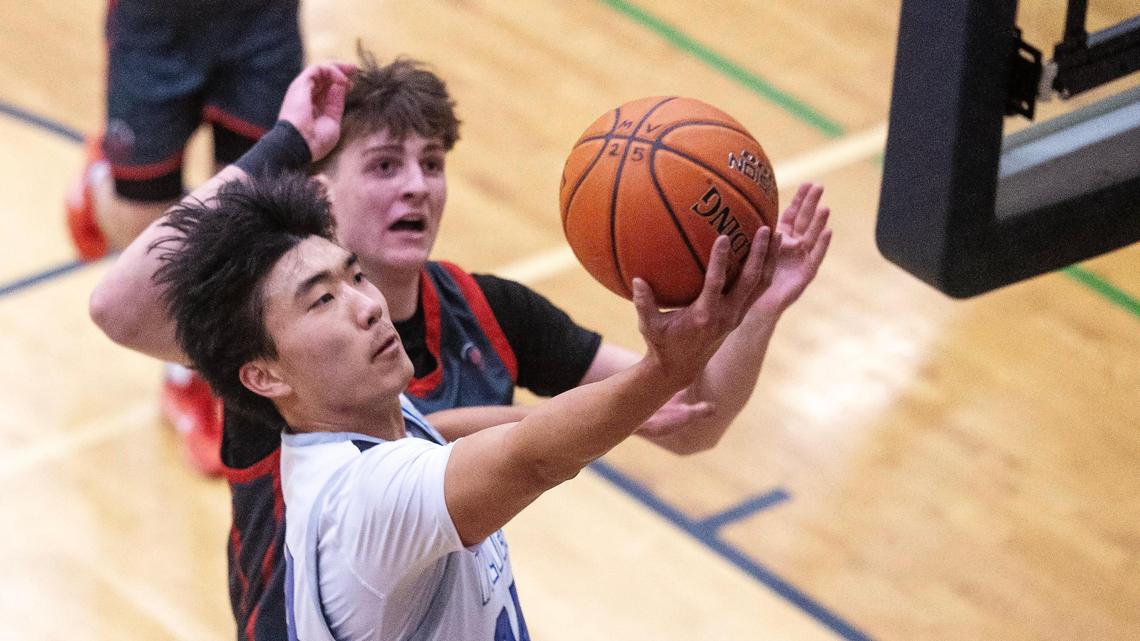 Timberline senior Alex Ko scored 18 points and added three assists for the Wolves on Tuesday.
