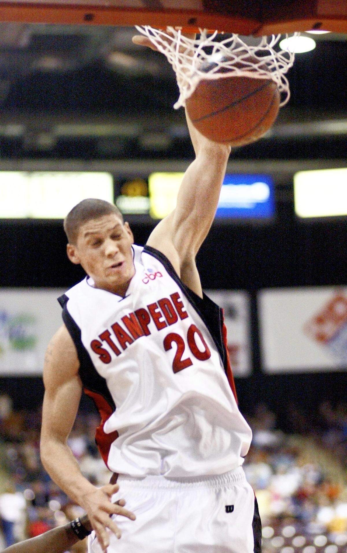 Boise State alum Roberto Bergersen led the Idaho Stampede to a D-League championship in 2008.