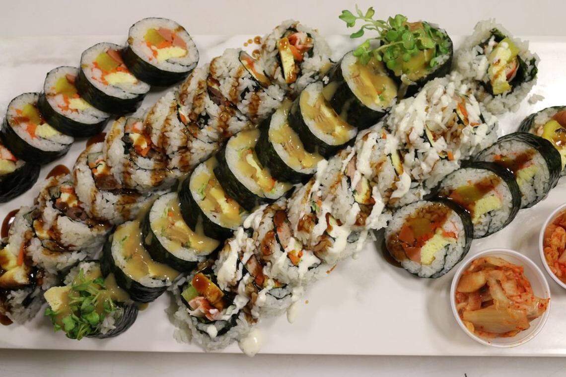 Koco Bell specialized in Korean cuisine such as kimbap.