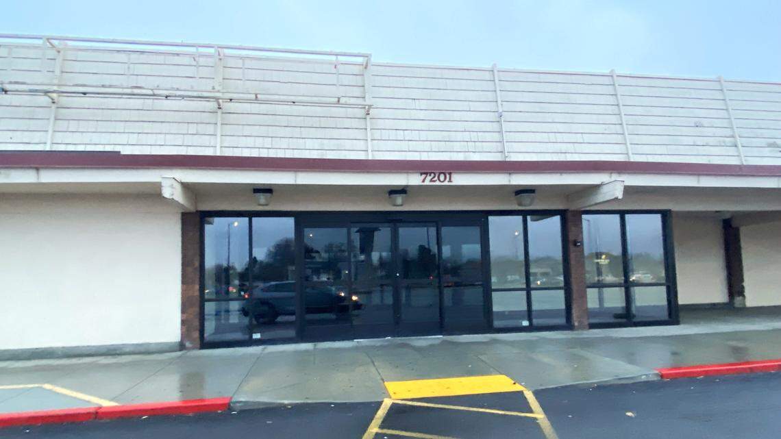 The Burlington store at 7201 Fairview Ave. in Boise has closed.