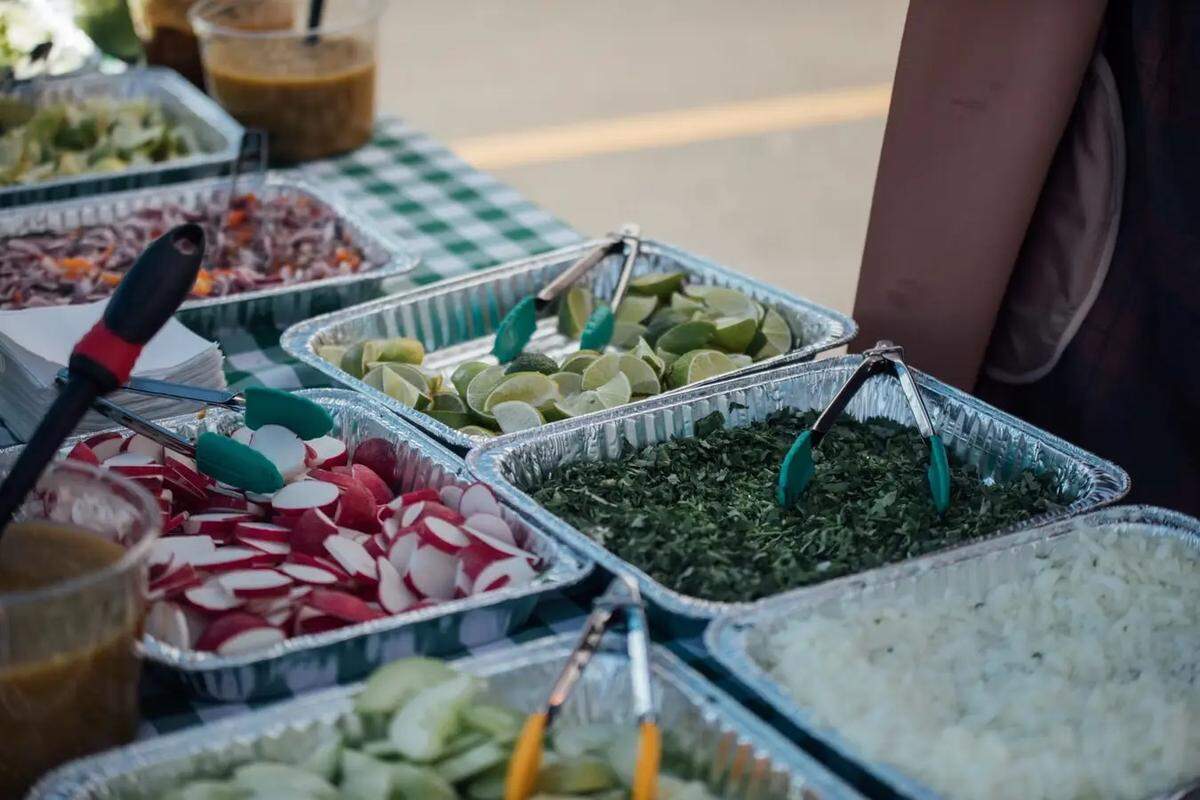 In addition to being a restaurant, Senor Fresh also offers catering.