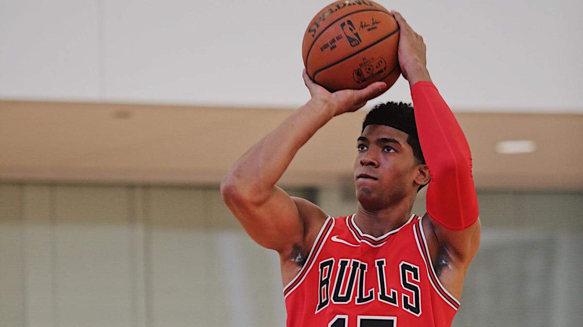 Former Boise State standout Chandler Hutchison will wear the number 15 with the Chicago Bulls. It is the same jersey number he had with the Broncos.