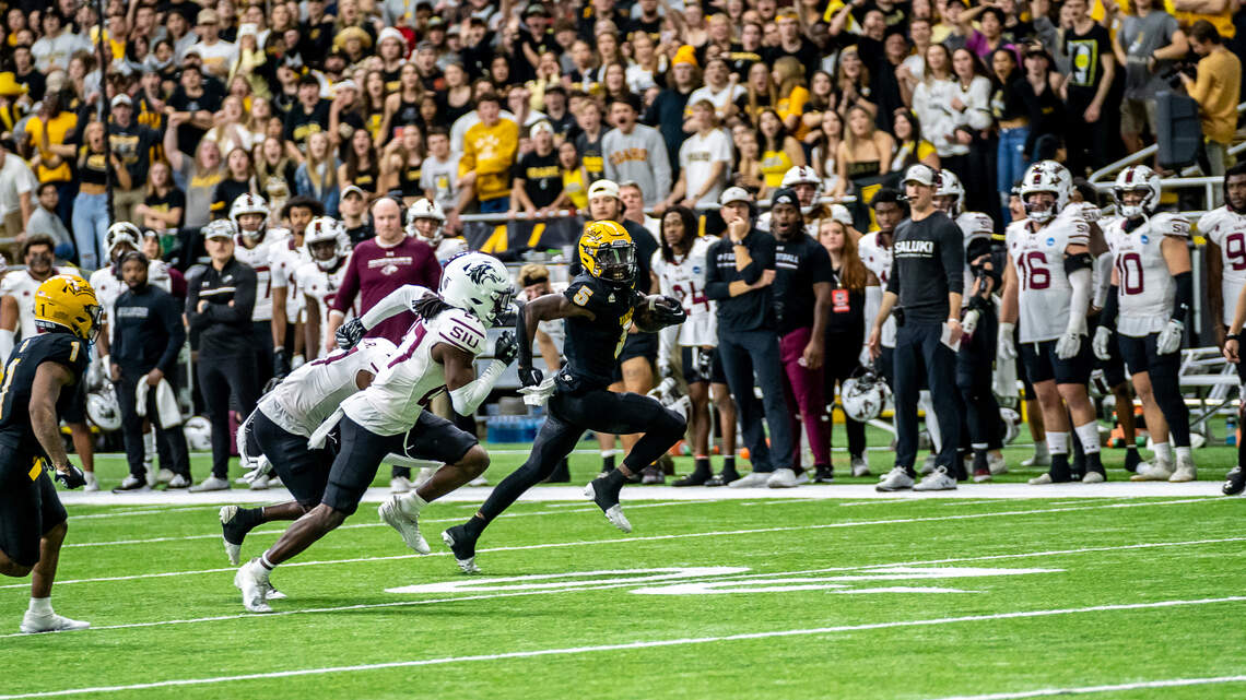 ‘Finding a way to win,’ Idaho Vandals prevail in OT to advance to FCS quarterfinals