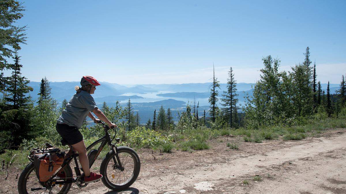 Electric-assist mountain bikes will be allowed officials on Galbraith Mountain trails, where they have become common.