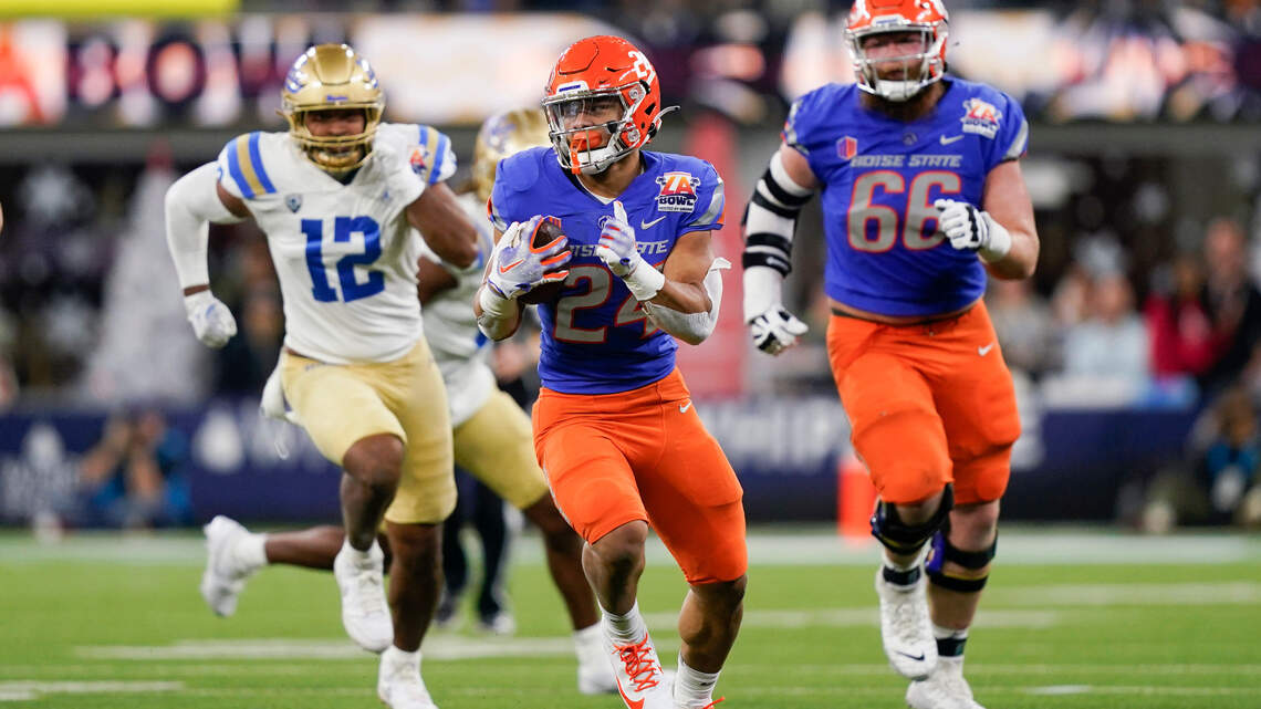 Instant analysis: Boise State’s second-half bowl meltdown raises some concerns for 2024