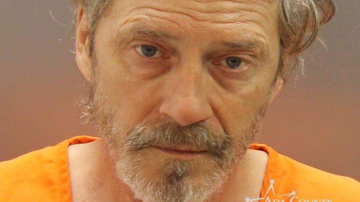 Police say Lee Robert Miller, a 54-year-old Boise man, is a suspect in the murders of two women in the 1990s. The murders occurred in Boise and Bremerton, Washington.