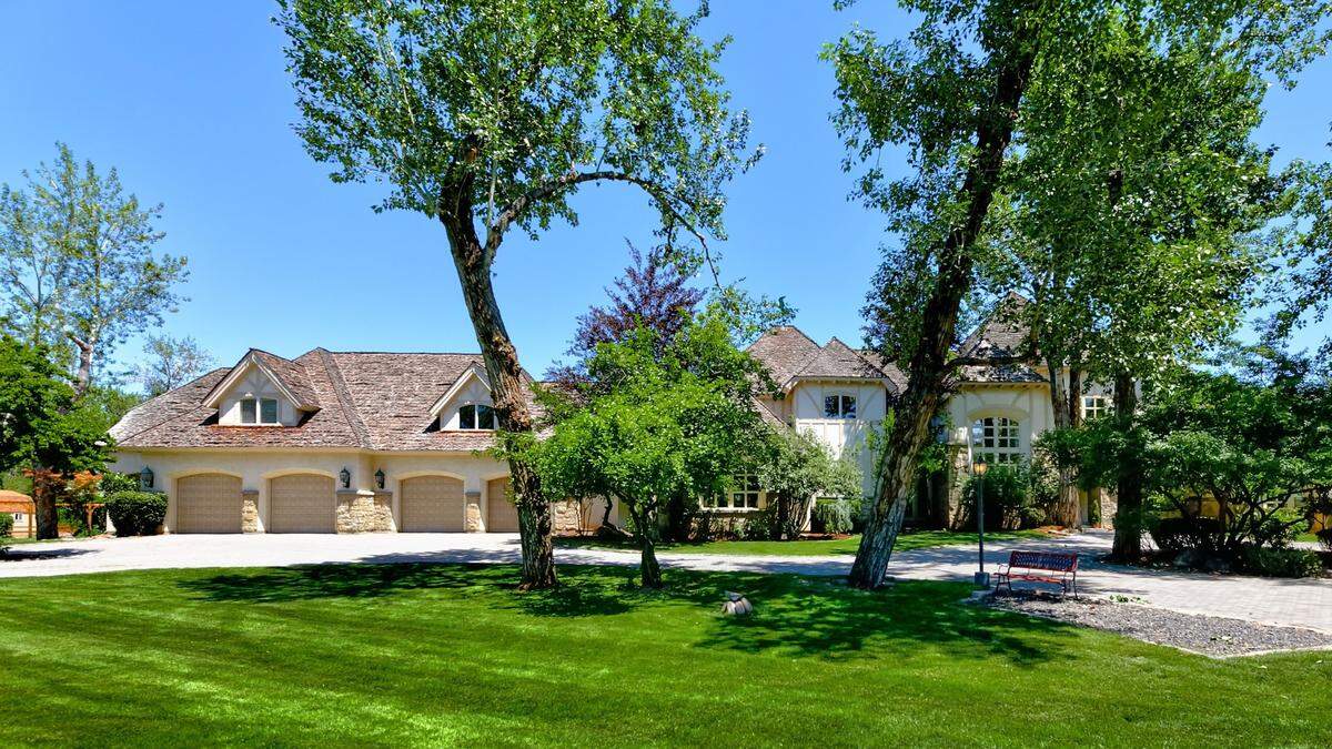The home has 9,265 square feet.