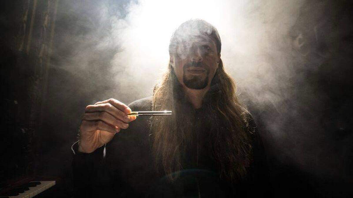 “Have you tried our Sour Tsunami Flav cartridges?” Keyboardist Rory Carey hypes the band’s cannabis oil in this photo from Rebelution’s Facebook page.