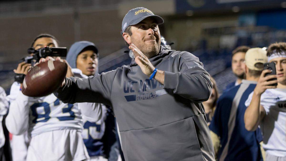 Boise State offensive coordinator Tim Plough was fired on Saturday, less than 24 hours after the Broncos’ loss to UTEP.