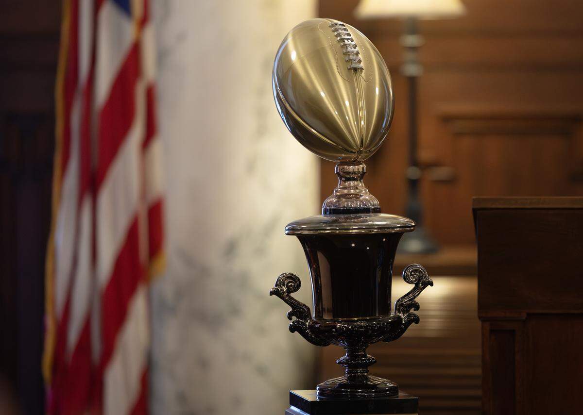 The Governor's Trophy was established by former Idaho Gov. Dirk Kempthorne in 2001 and is awarded to the winner of the Boise State and Idaho Vandals football game. 