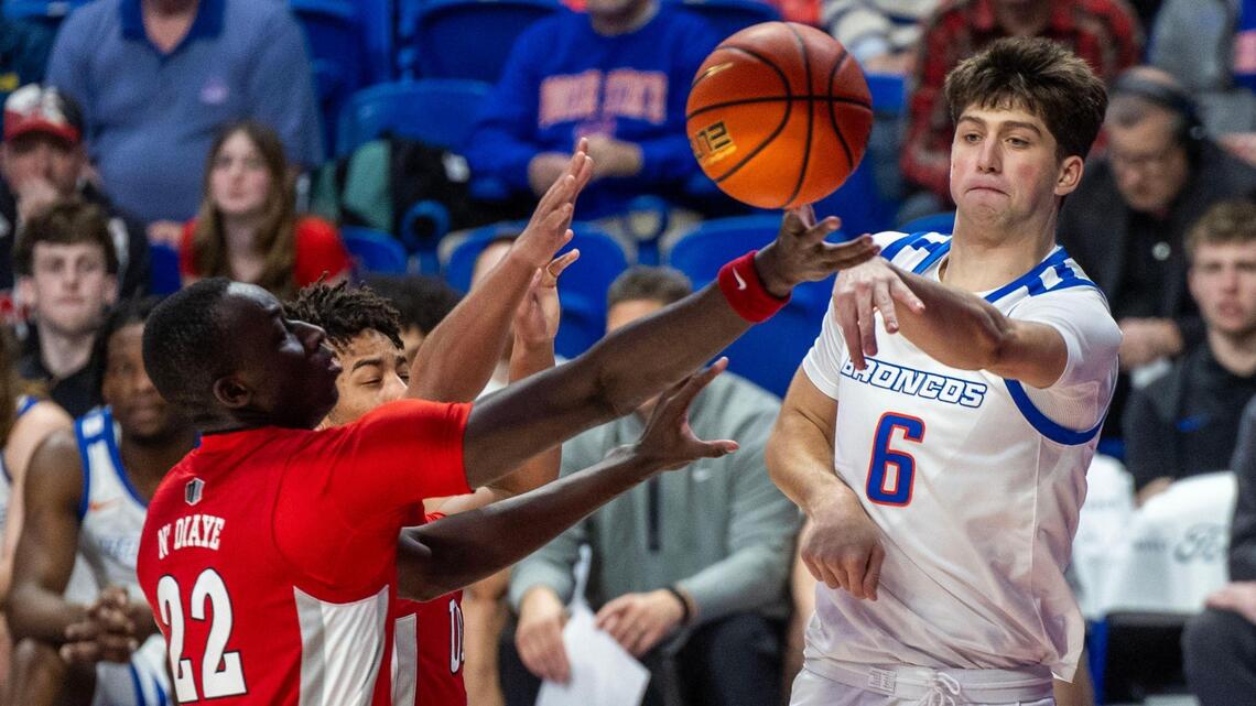 Traveling to play ranked Utah State team, how can Boise State overcome zone defense?