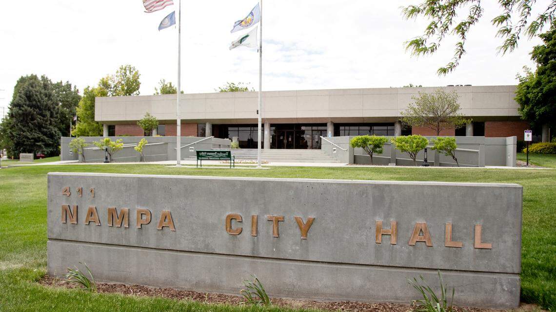 How much does Nampa pay its employees? Search our 2021 salary database