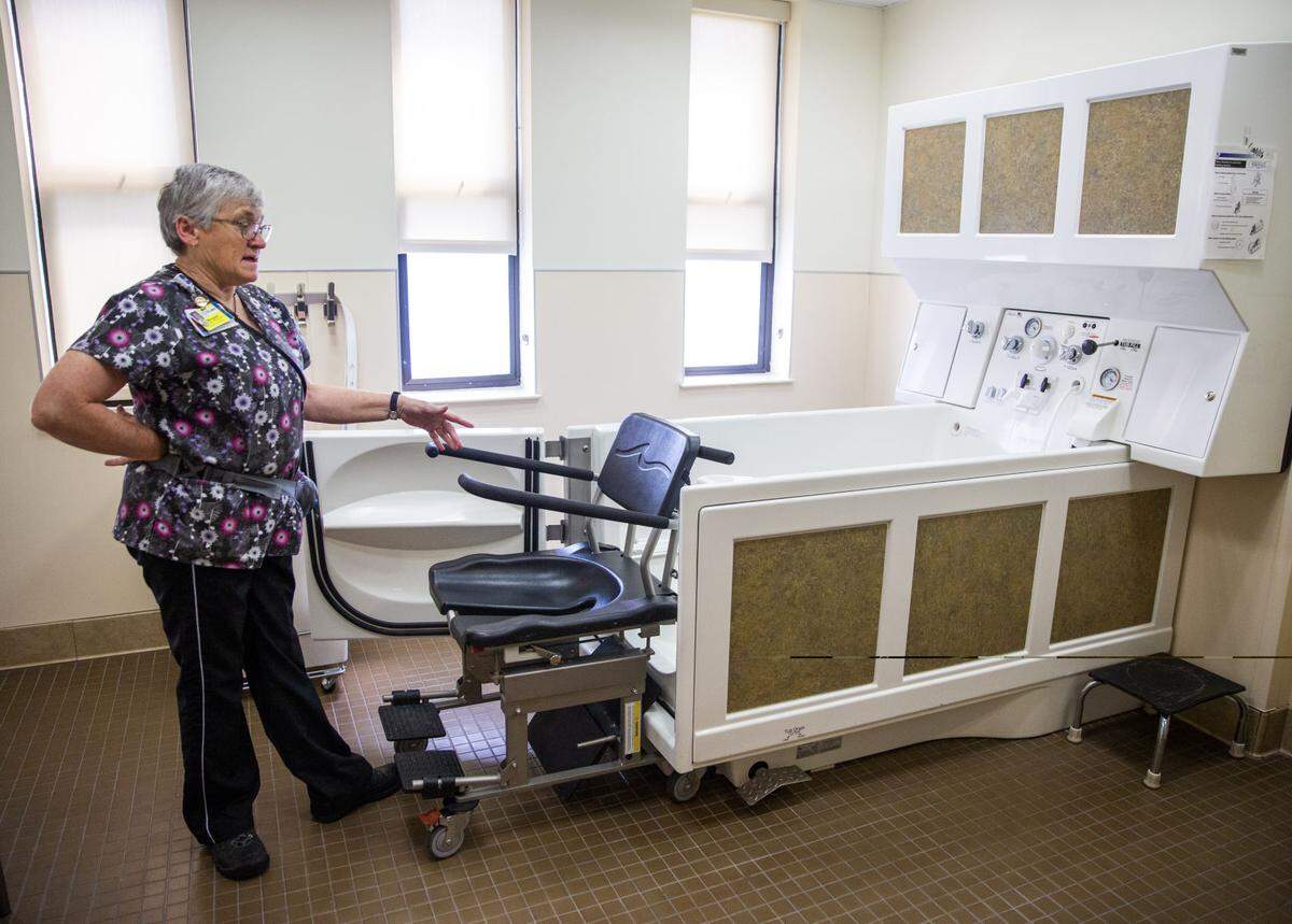 CNA Margaret Driesel talks about benefits of a new therapy tub at St. Luke's Jerome.