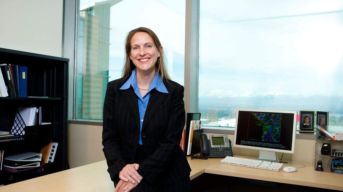 Dr. Alana Welm will discuss her research into how cancer metastasizes and more at the Metastatic Breast Cancer Conference on  Tuesday, Oct. 30.