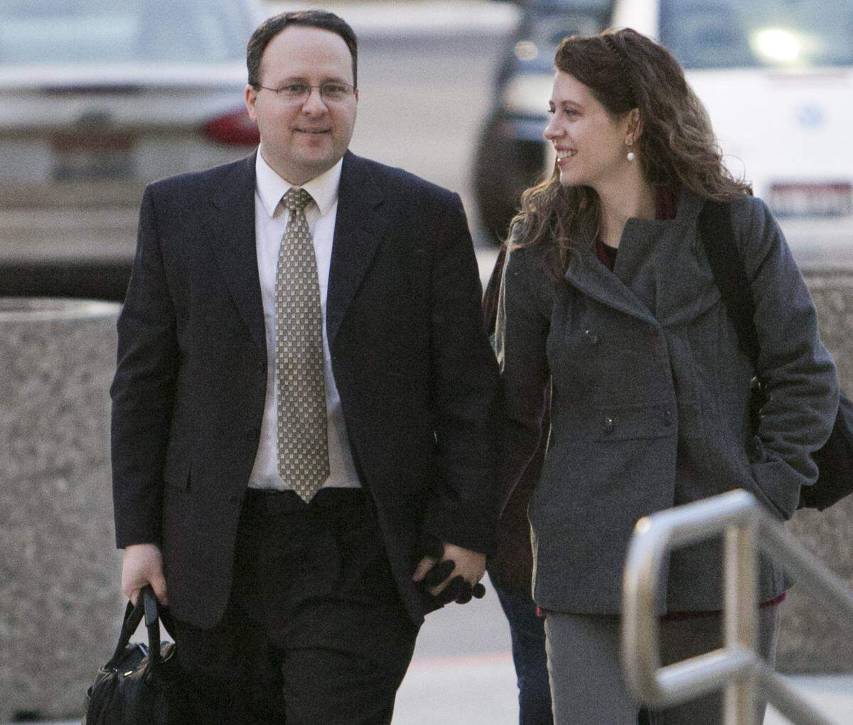 Jeremy Swenson makes his way into Federal Court in Boise during the 2014 federal trial of four top executives of the failed property investment giant DBSI.