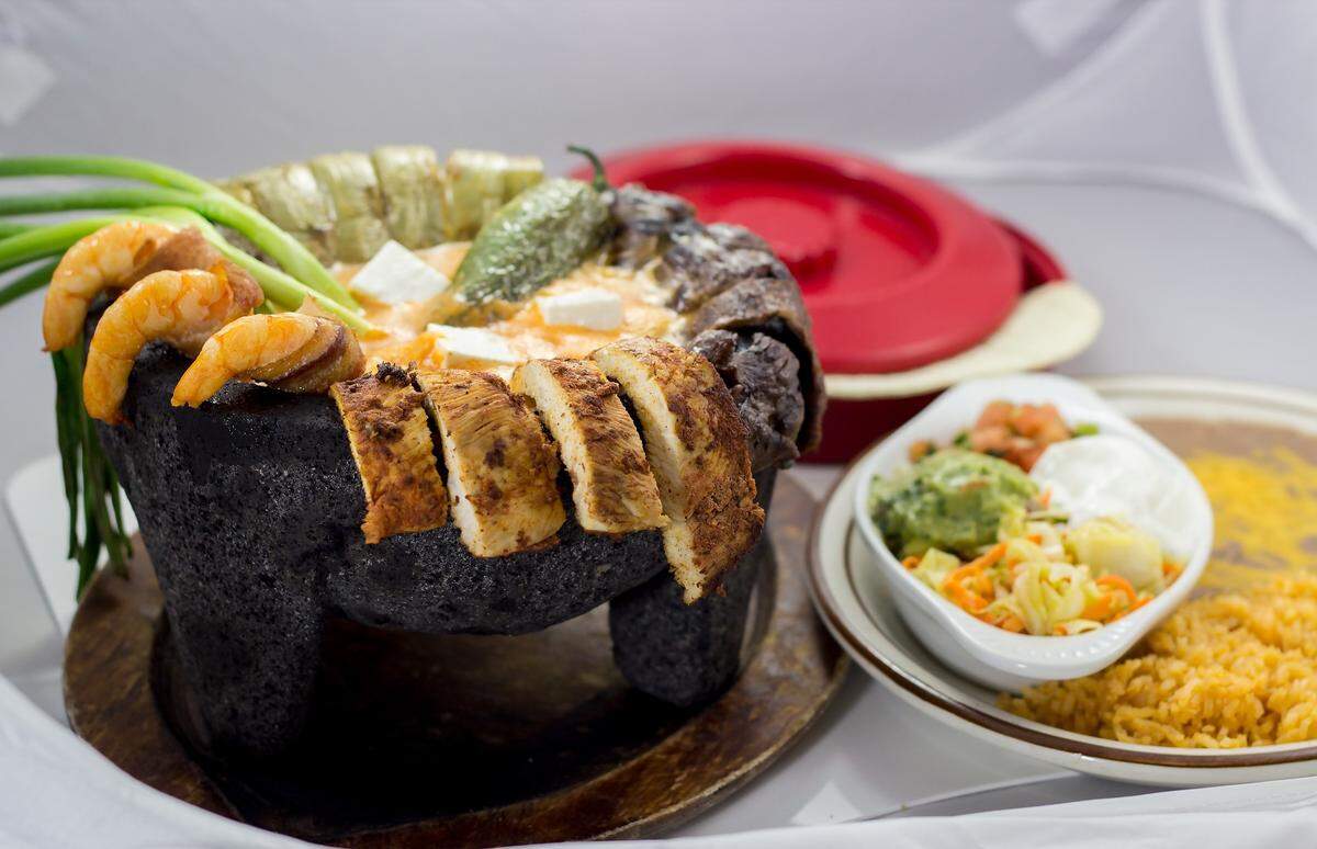 Garibaldi’s says that a blend of “Guadalajara, Michoacán and Tex-Mex make our dishes truly unique.”