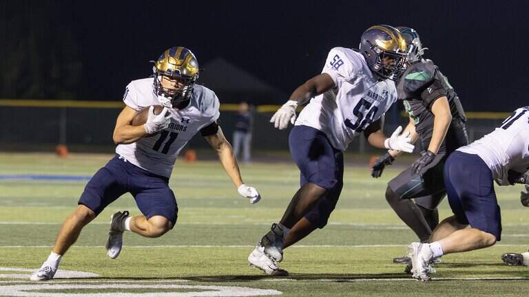 Prep football recap: Meridian makes statement. Vallivue rallies. Weiser holds on