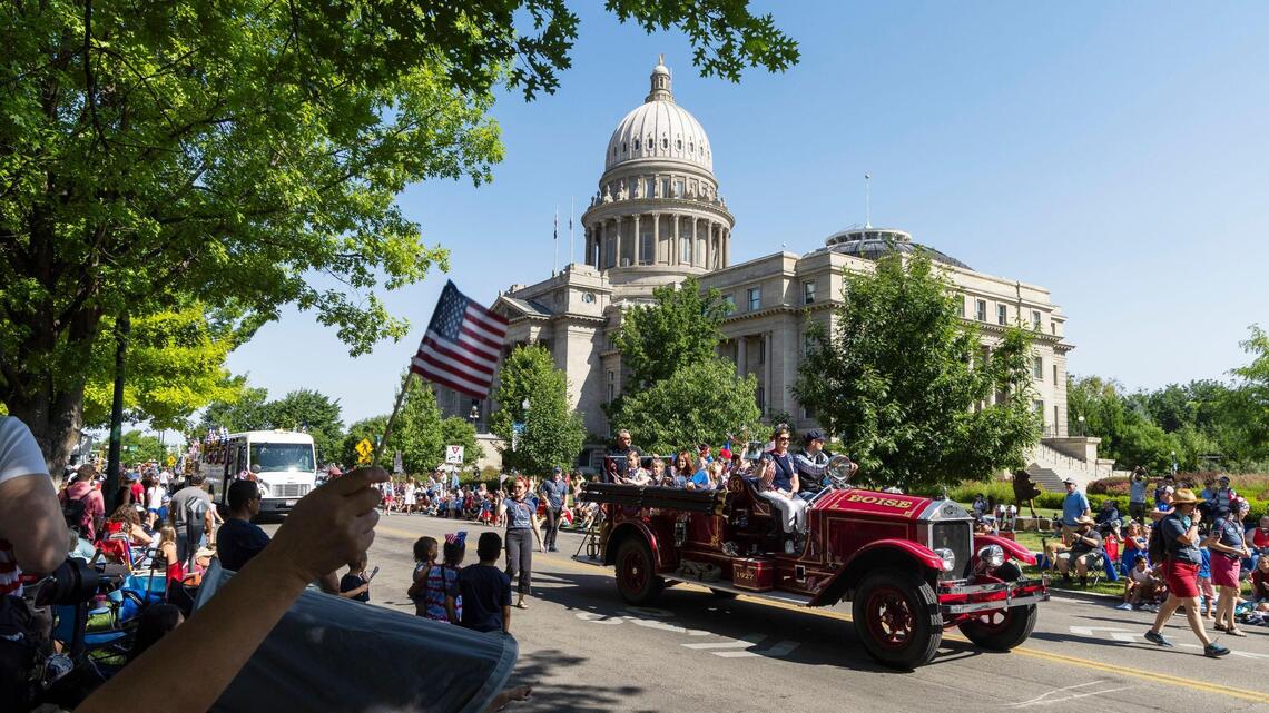 Are Boise grocery, liquor stores open on July 4? What to know before the holiday