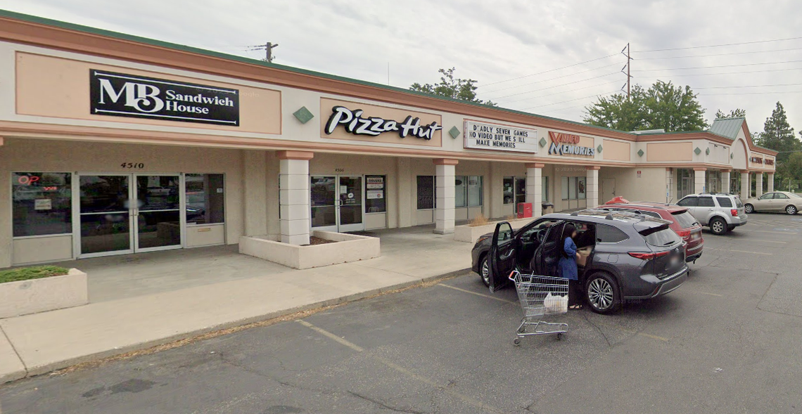 Betty’s Cafe will take over the space that formerly held Video Memories and, most recently, Respawn Games.