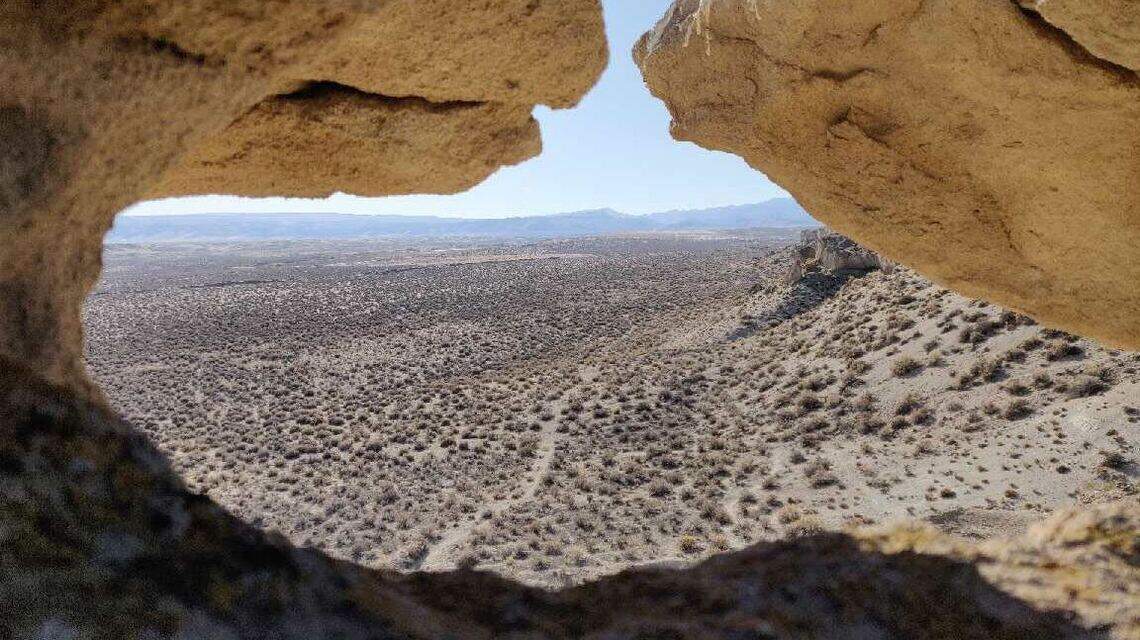 For a short fall hike, head to the desert. You’ll find alien rock formations and fossils.