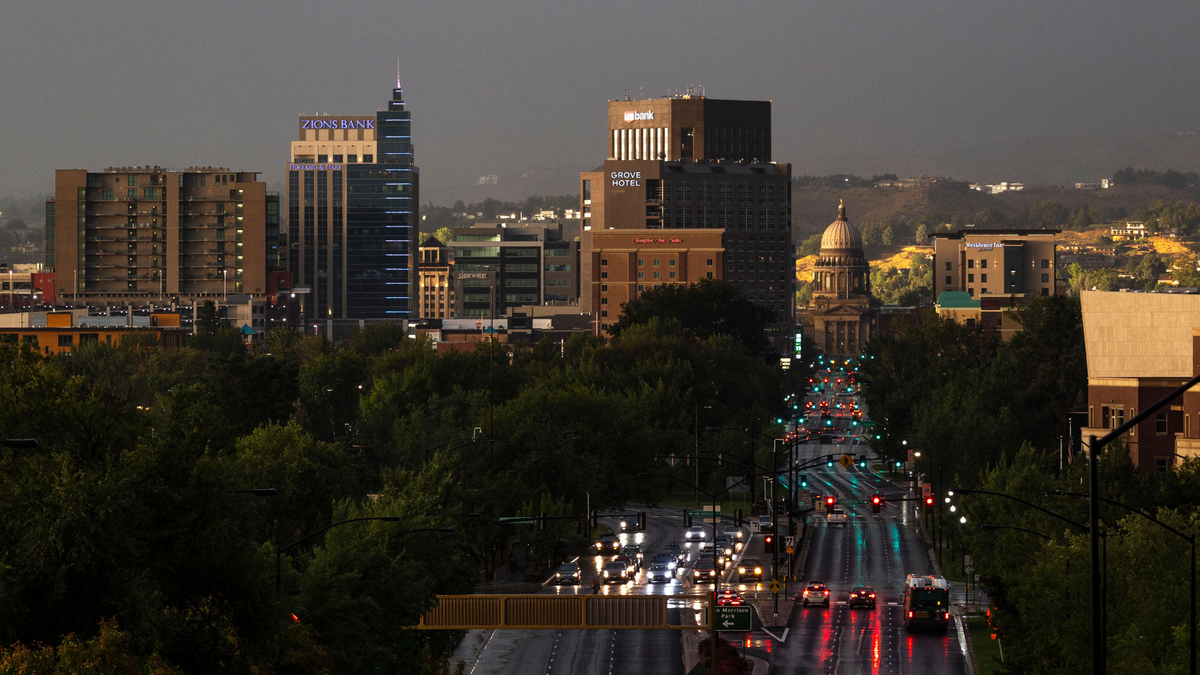 The new tower, which would be just out of frame at left, would dramatically change the skyline of Boise and reach above the spire of the Zions Bank building at center left.