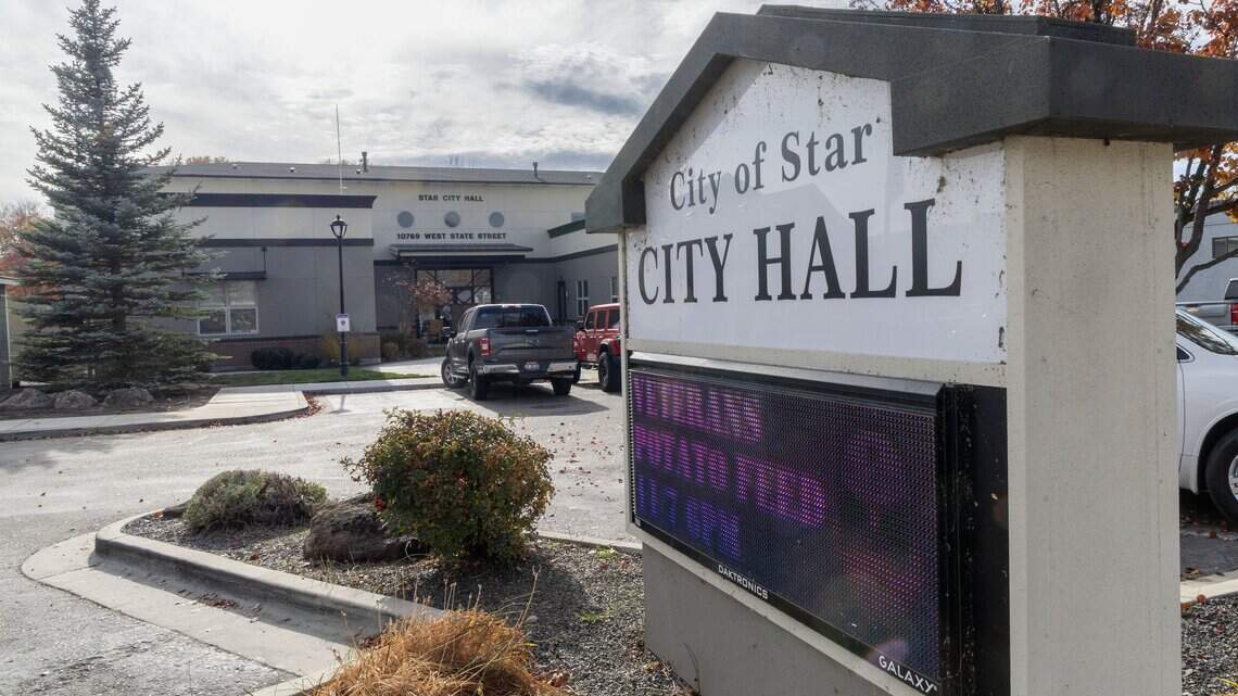 What do city workers make in fast-growing Star? Mayor to get 40% raise