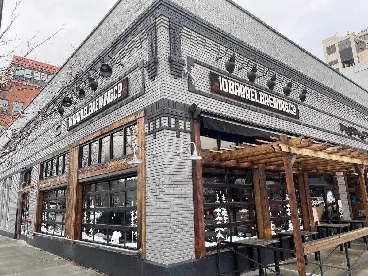 10 Barrel Brewing Co. was closed and empty on Monday.
