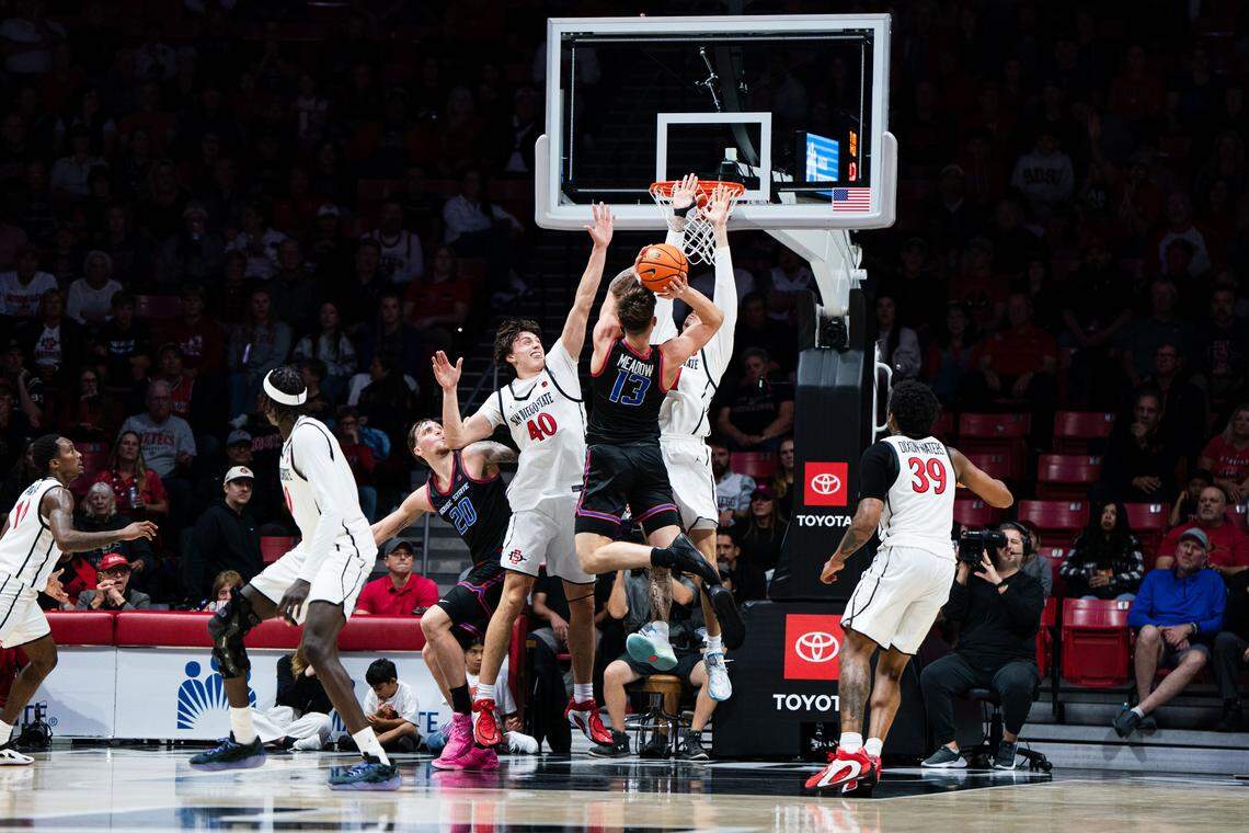 Junior guard Andrew Meadow continued to impress for the Broncos on Saturday night with 25 points against San Diego State, but he missed the game-tying 3-point attempt as Boise State fell 110-107 in triple overtime.