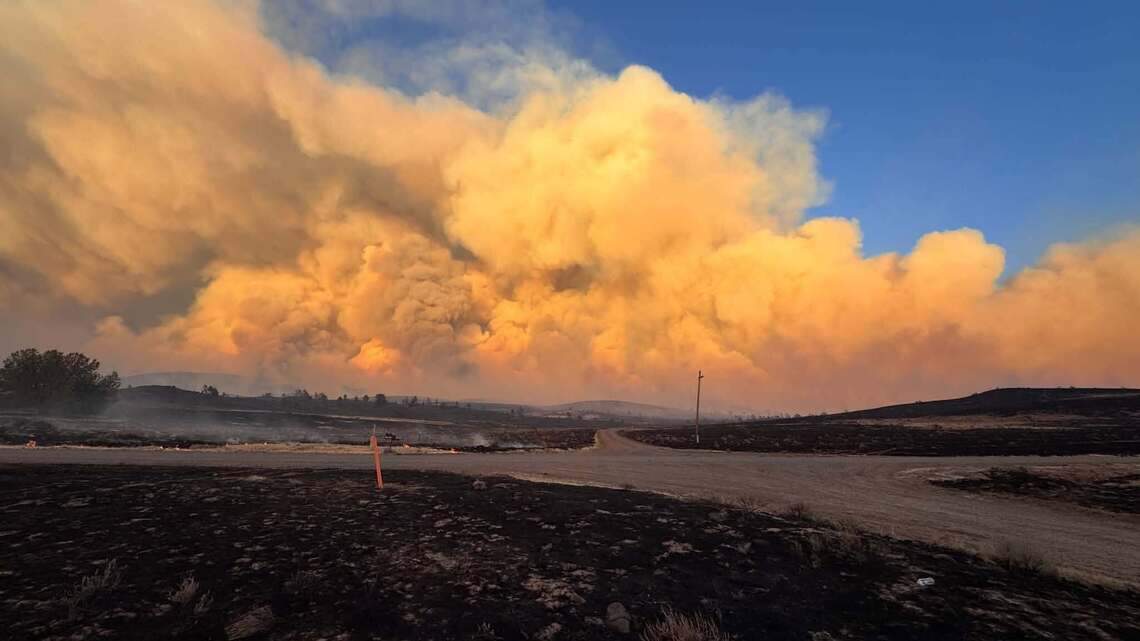 Fire spewing smoke into the Boise area balloons to nearly 300,000 acres