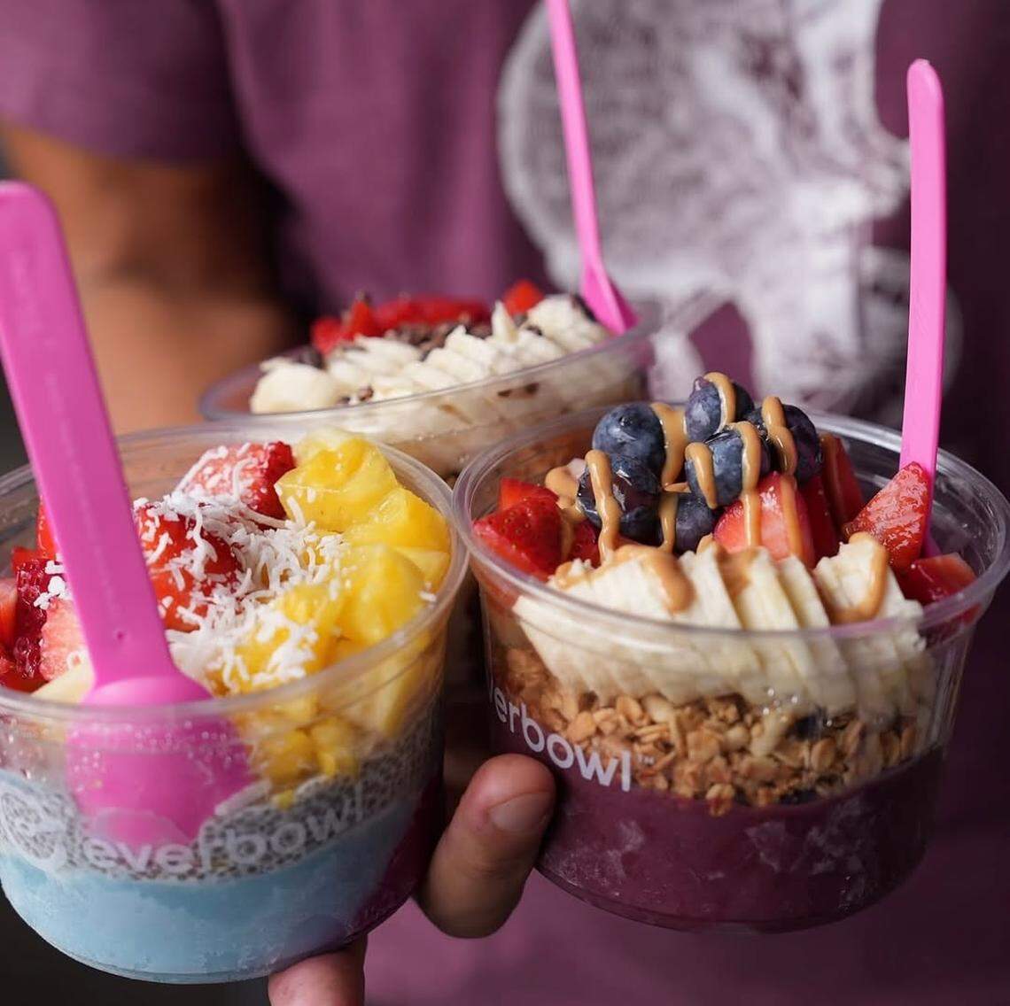 Everbowl “is an elevated fast-casual destination, rooted in wellness through nutritious superfood-based açaí bowls and smoothies,” a media release says.