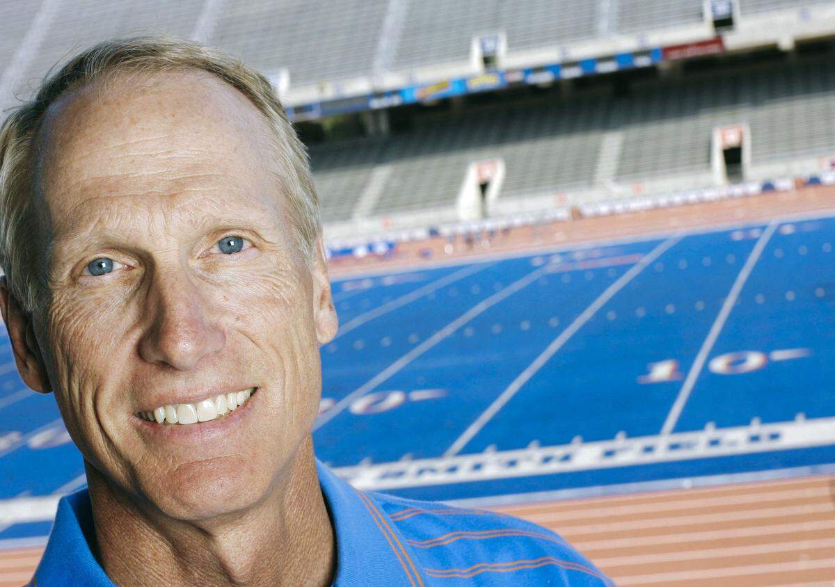 Boise State Athletic Director Gene Bleymaier made the blue turf decision 20 years ago. Aug. 27, 2006.