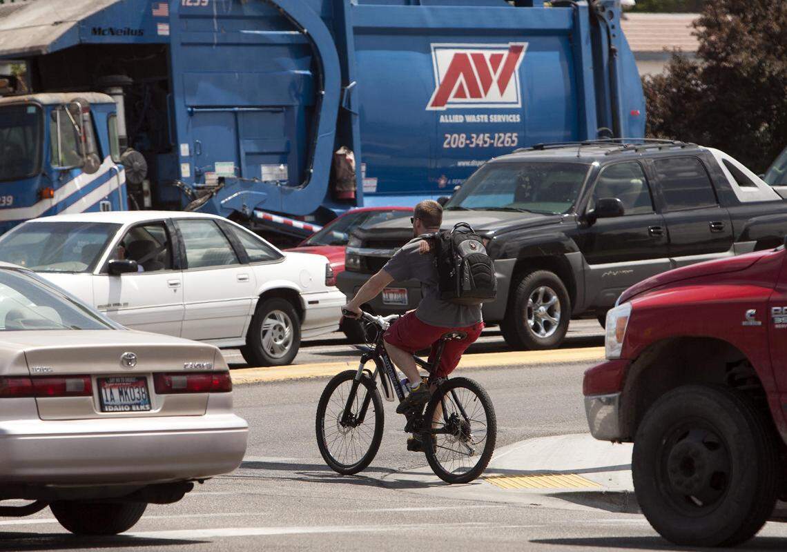 0724 local carvsbike1