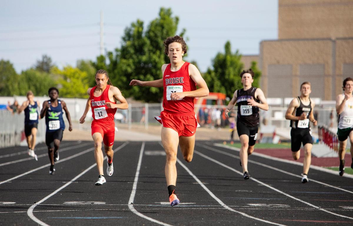 Boise’s Liam Murray, center, headlines a deep and talented group of runners returning for the Brave.