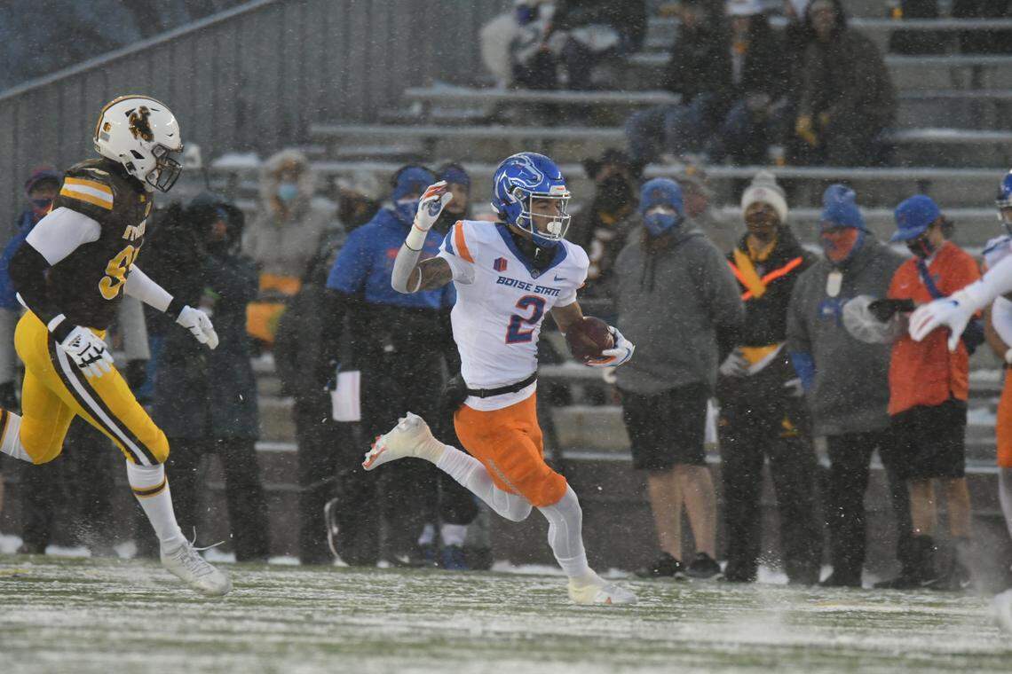 Boise State junior wide receiver Khalil Shakir posted another big game Saturday at Wyoming.