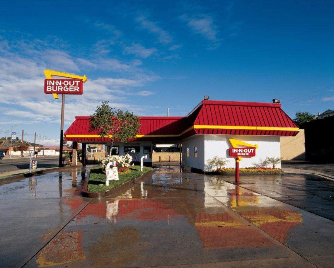 In-N-Out restaurant.JPG