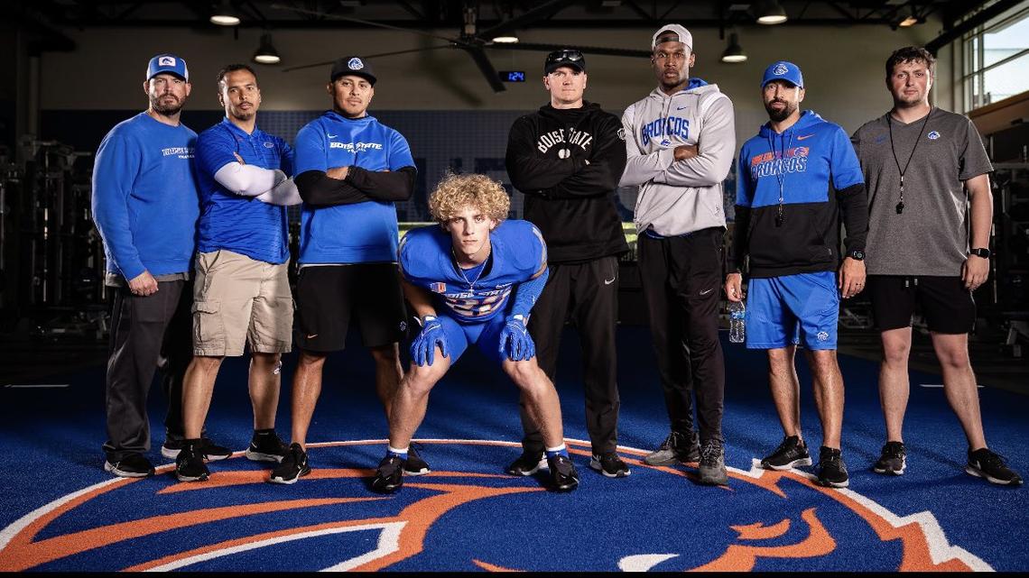 Oregon City linebacker Clay Martineau verbally committed to Boise State on Wednesday. He visited campus on June 16.