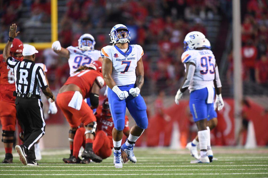 Boise State linebacker Ezekiel Noa celebrates after a sack Friday night in the Broncos’ 31-14 win at New Mexico. Noa had 1.5 sacks and the team finished with six.