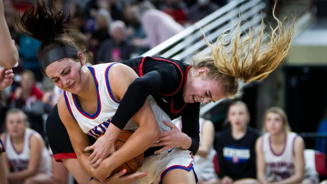 Boise’s Avery Howell battles for the ball with Coeur d’ Alene’ Kendall Omlin in the 5A state semifinals last season.