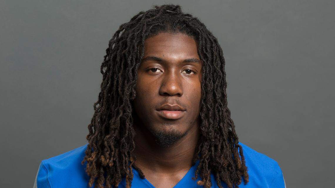 Boise State cornerback Robert Lewis